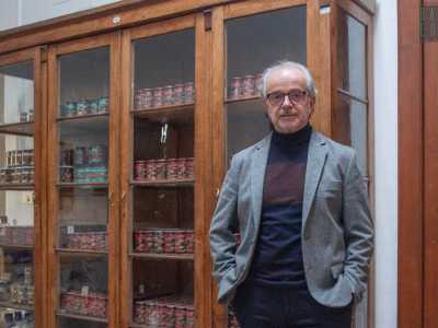 Ma � arrivato il momento di entrare. Ad accoglierci � Domenico Ventrella, il responsabile di sede del Crea